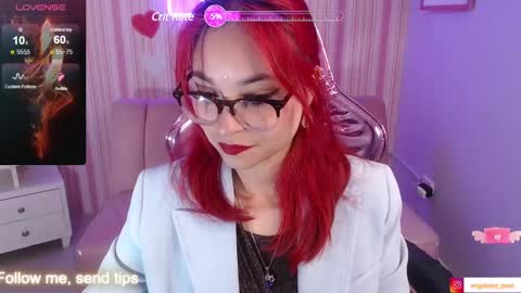 abril_ch_ online show from January 20, 2025, 10:40 am