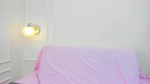 Snapshot of abril_jones10 chatting on February 13, 2025, 4:43 am Abril jones online show from February 13, 2025, 4:43 am