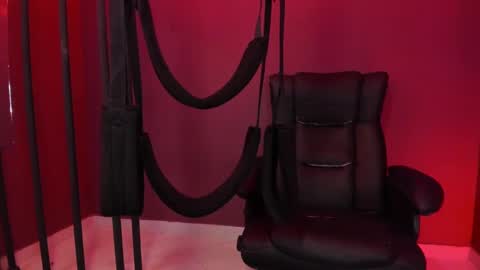 Snapshot of abril_jones10 chatting on February 22, 2025, 6:06 am Abril jones online show from February 22, 2025, 6:06 am
