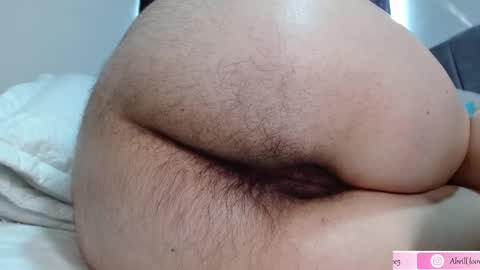 Snapshot of abril_lovee2 chatting on February 6, 2025, 7:40 pm Abril online show from February 6, 2025, 7:40 pm