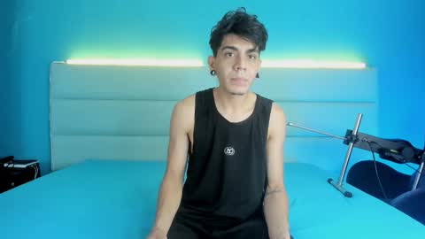 Snapshot of abrilandjulian chatting on February 23, 2026, 11:51 am Abril and Julian online show from February 23, 2026, 11:51 am