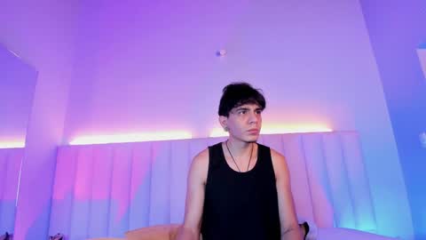 Snapshot of abrilandjulian chatting on May 29, 2026, 11:52 am Abril and Julian online show from May 29, 2026, 11:52 am