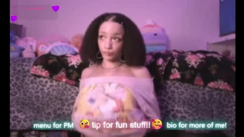 Peach online show from March 24, 2026, 3:22 am