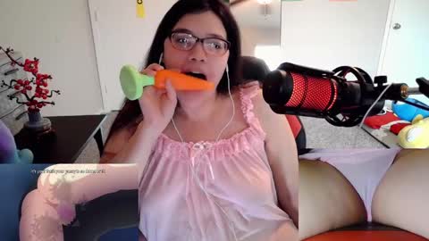 AChubbyGummy online show from May 8, 2026, 10:15 pm