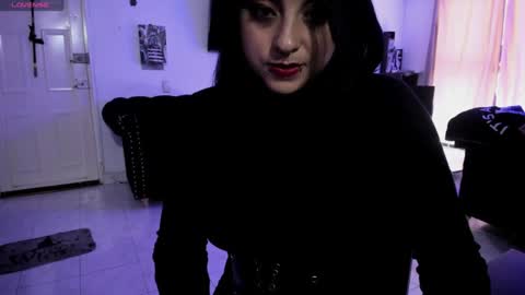 Snapshot of acid_alice666 chatting on February 6, 2025, 5:51 pm Alice online show from February 6, 2025, 5:51 pm