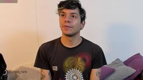 Jhonny online show from November 4, 2025, 3:05 am