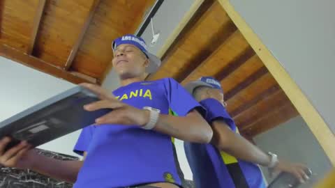 ada_brooke online show from March 2, 2025, 3:27 pm