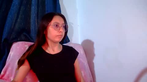 Snapshot of ada_naugthy1 chatting on October 23, 2025, 1:43 pm Ada naugthy28 online show from October 23, 2025, 1:43 pm