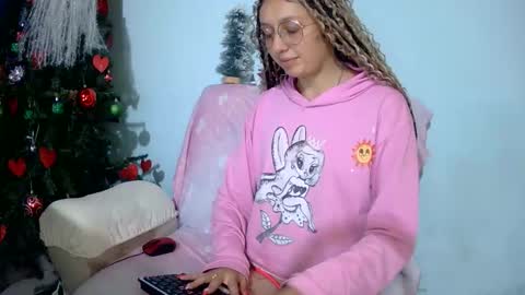 Ada naugthy28 online show from December 21, 2025, 12:51 am