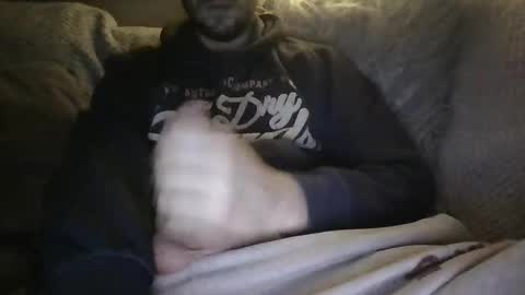 adam0910 online show from January 10, 2025, 11:50 pm