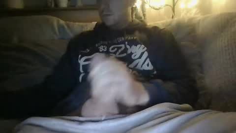 adam0910 online show from February 24, 2025, 10:58 pm