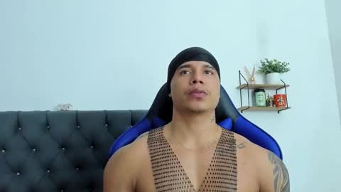 adam boss online show from January 8, 2026, 1:24 pm