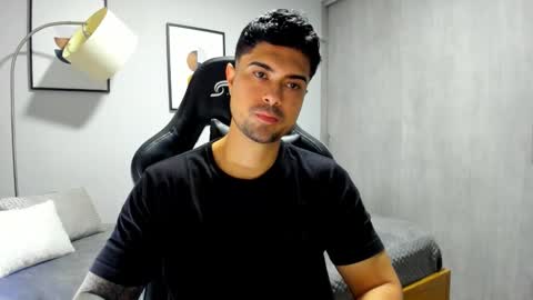 adam clarke online show from November 13, 2025, 2:49 pm