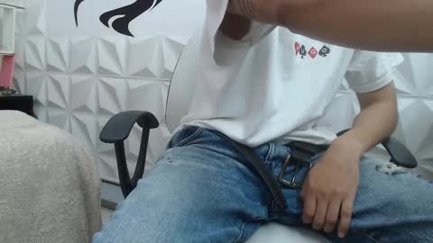 Snapshot of adam_evehotroom chatting on February 12, 2025, 8:07 pm adam_evehotroom online show from February 12, 2025, 8:07 pm