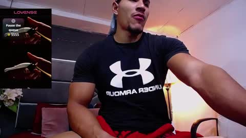 adam_fit19cm online show from October 8, 2025, 2:04 pm