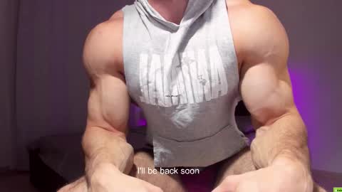 Snapshot of adam_muscle_ chatting on September 26, 2025, 5:33 am Adam online show from September 26, 2025, 5:33 am
