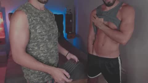 Snapshot of adam_scar chatting on December 1, 2025, 10:48 pm Hello welcome 3 online show from December 1, 2025, 10:48 pm