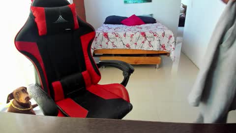 Snapshot of adam_valencia chatting on October 24, 2025, 3:41 pm Adam Valencia online show from October 24, 2025, 3:41 pm