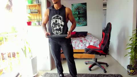 Snapshot of adam_valencia chatting on October 27, 2025, 7:40 pm Adam Valencia online show from October 27, 2025, 7:40 pm