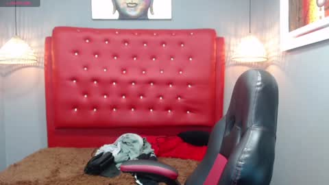 Snapshot of adamcoox chatting on January 7, 2025, 4:39 am Adam online show from January 7, 2025, 4:39 am