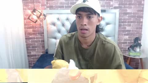 Snapshot of adamcoox chatting on March 2, 2025, 10:56 am Adam online show from March 2, 2025, 10:56 am