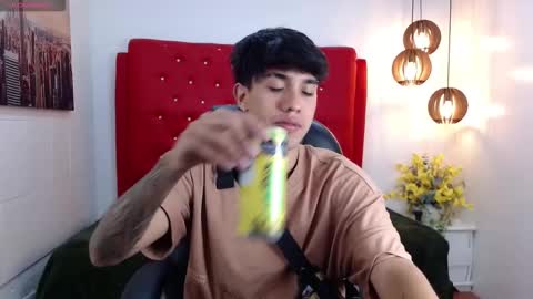 Snapshot of adamcoox chatting on March 1, 2026, 12:18 pm Adam online show from March 1, 2026, 12:18 pm