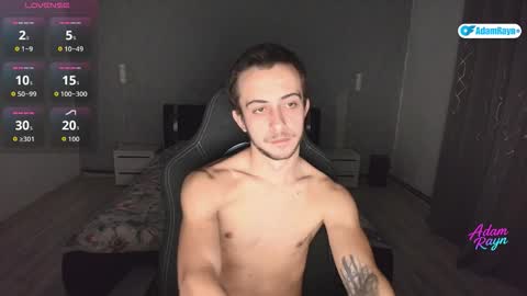 Adam Rayn online show from November 30, 2025, 3:32 am