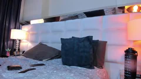 Adam online show from October 8, 2025, 5:38 am