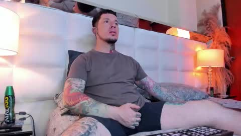 Adam online show from October 28, 2025, 3:43 am