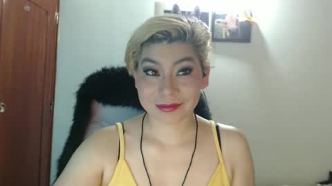 Snapshot of adan_romanoff chatting on November 30, 2025, 7:34 am adan_romanoff online show from November 30, 2025, 7:34 am