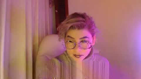 adan_romanoff online show from April 12, 2026, 6:29 am