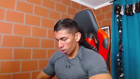 Snapshot of adan_sin1 chatting on December 7, 2024, 4:03 pm Adan Sin online show from December 7, 2024, 4:03 pm