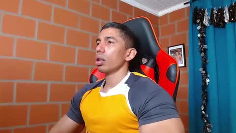 Snapshot of adan_sin1 chatting on January 2, 2025, 4:13 pm Adan Sin online show from January 2, 2025, 4:13 pm