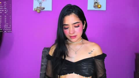 Snapshot of adara_johnson_ chatting on January 16, 2025, 11:37 am Adara Johnson online show from January 16, 2025, 11:37 am