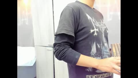 Snapshot of addiflower chatting on October 19, 2025, 7:14 pm addi online show from October 19, 2025, 7:14 pm