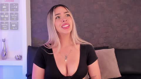 Snapshot of addison_baker chatting on January 28, 2025, 11:17 pm A D D I S O N online show from January 28, 2025, 11:17 pm
