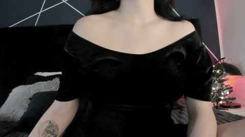 Ade  online show from December 23, 2024, 7:41 pm