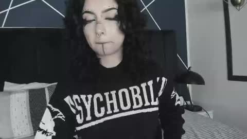 Ade  online show from February 18, 2025, 10:58 pm