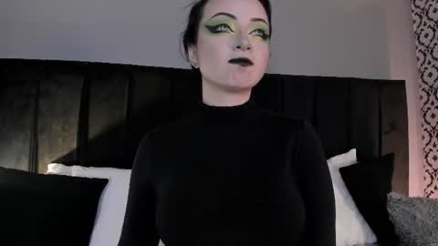 Snapshot of adeelinee chatting on June 11, 2026, 12:32 am Ade online show from June 11, 2026, 12:32 am