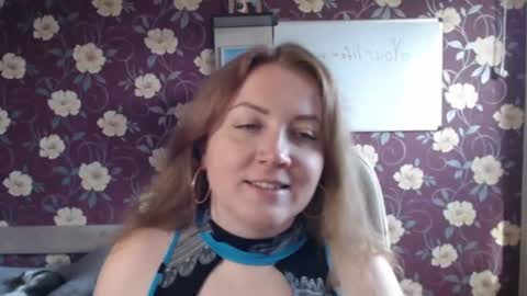 Adel online show from June 10, 2026, 1:21 pm