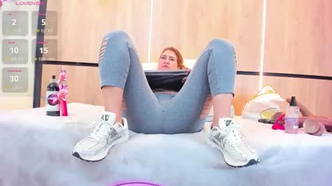 adela chase online show from January 7, 2026, 3:09 am