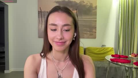 Snapshot of adelaidethilges chatting on February 19, 2026, 7:43 pm Stella online show from February 19, 2026, 7:43 pm