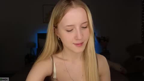 Snapshot of adele_armas chatting on February 24, 2026, 9:24 pm Adele online show from February 24, 2026, 9:24 pm