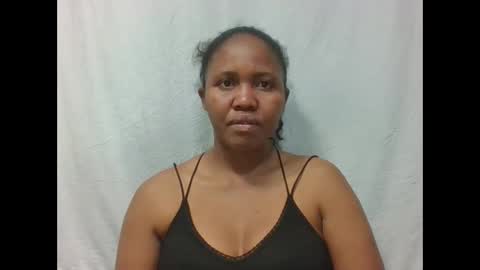 adelealy online show from October 7, 2025, 4:31 am