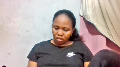 adelealy online show from June 16, 2026, 2:25 am
