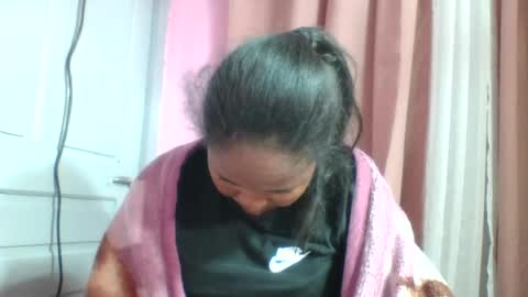 adelealy online show from July 8, 2026, 6:01 pm