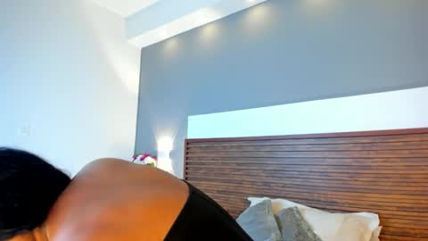 Snapshot of adelehottman chatting on October 1, 2025, 12:55 pm Adele online show from October 1, 2025, 12:55 pm