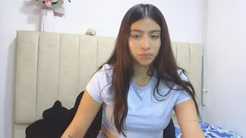 adellein foxx online show from July 14, 2026, 2:05 am
