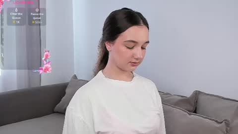 adelexx_zll online show from June 12, 2026, 4:55 am