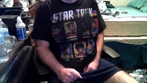 Snapshot of adelhi20 chatting on November 16, 2025, 5:40 pm adelhi20 online show from November 16, 2025, 5:40 pm